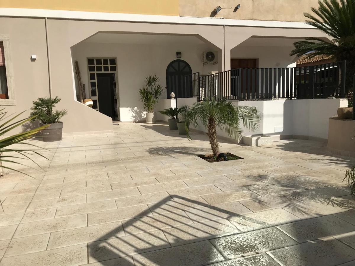Scogliera Apartments Avola Kültér fotó